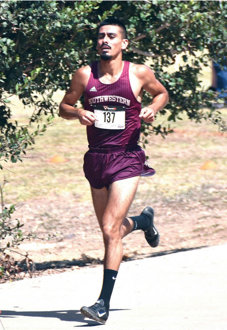 Southwestern qualifies pair of runners for state meet