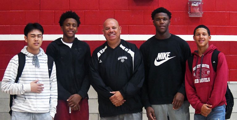 Sweetwater basketball tourney tips off with strong field