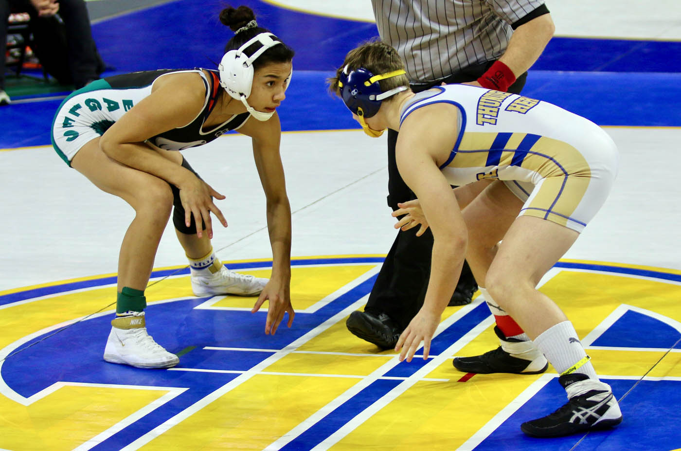 web.Yesenia+wrestle_4936