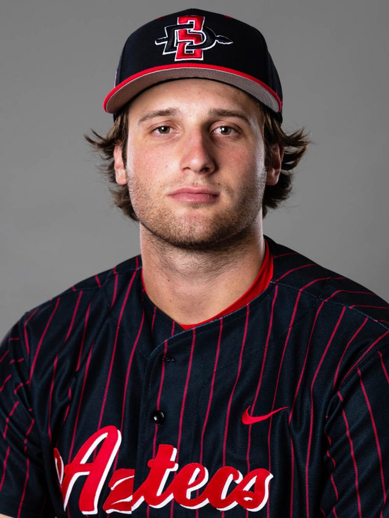 Ex-Titan Schmitt continues to collect college baseball honors