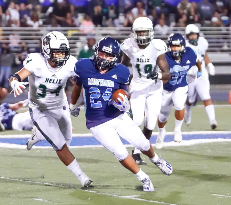 Highlanders out-duel Mustangs, 29-14, in top-flight matchup