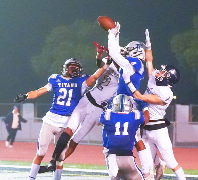 Five Metro Conference football teams remain in title contention