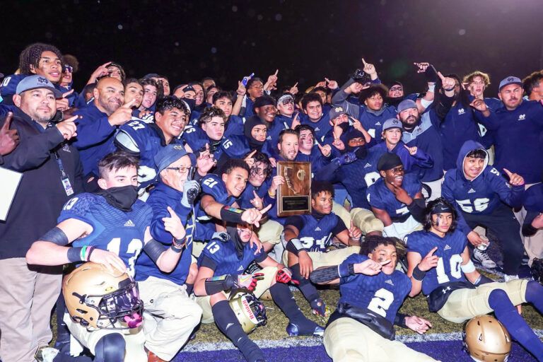 Mater Dei Catholic to play for state football title