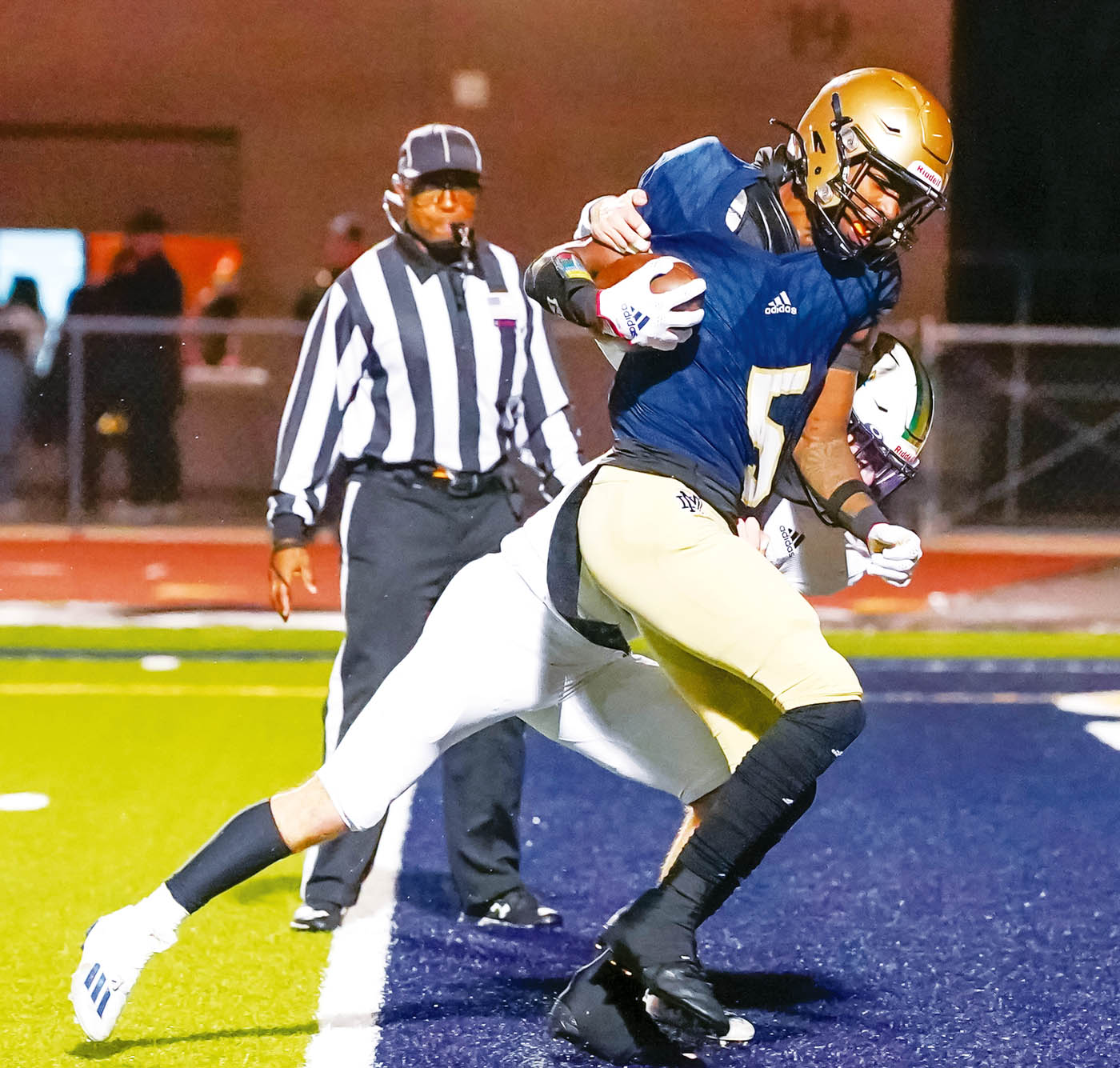 Crusaders, Mariners are only Metro Conference teams left standing in