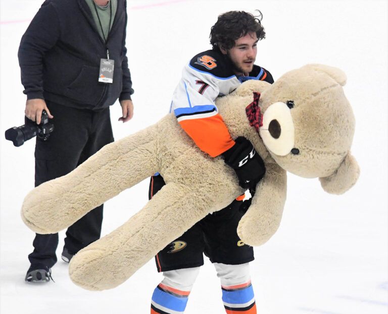 Gulls’ Teddy Bear Toss brightens holiday season for children, charities in San Diego region