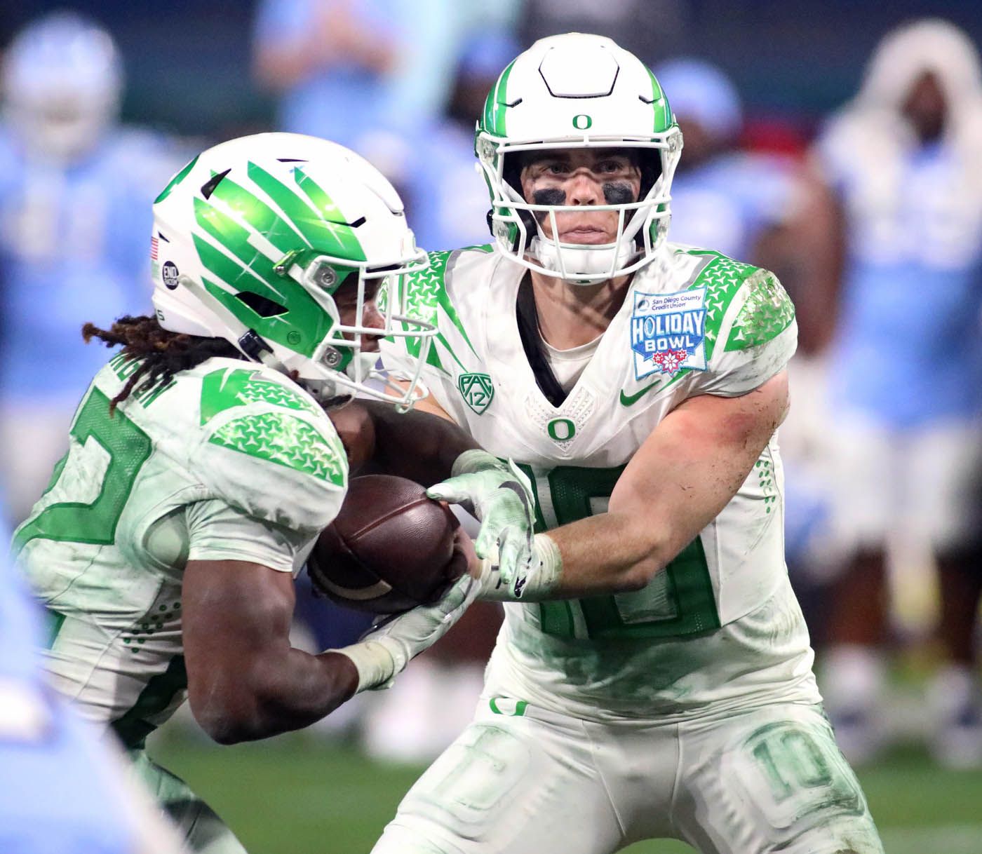 Oregon Ducks to play North Carolina in Holiday Bowl in San Diego