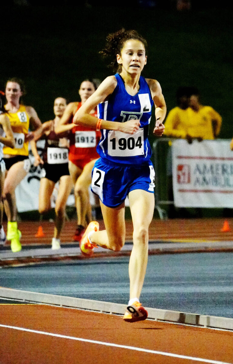 Running Brave: Eastlake frosh nearly beats them all in state 3200
