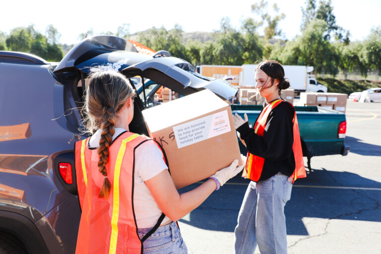 Drive-thru event sees 2,000 don’t go hungry