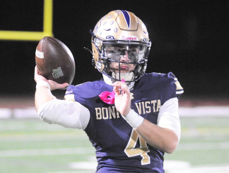 Three Metro teams remain in contention for CIF football titles