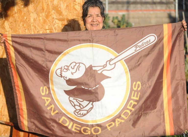 Fans erupt in joy (and other linguistic expressions) over Padres’ unbeaten 7-0 start to 2025 MLB season