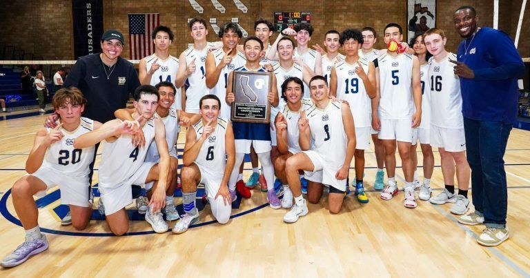 Mater Dei Catholic to play in first boys volleyball state championship