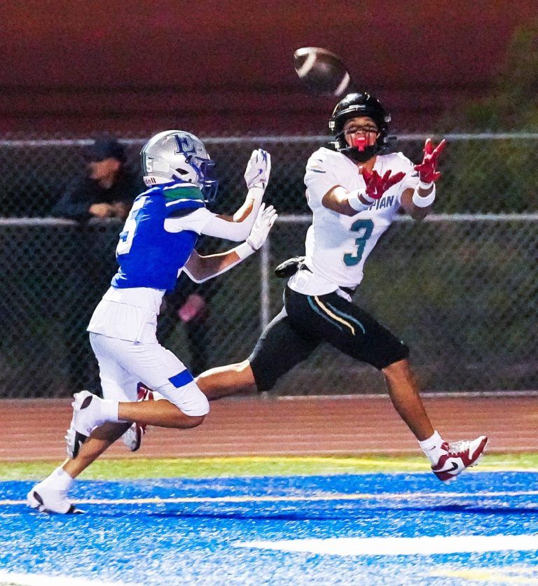 Match-up of early season unbeatens pits 3-0 Eagles, Sultans