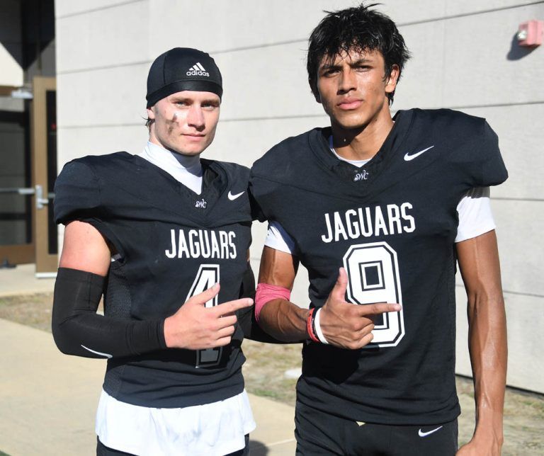 Jags hammer Eagles, 31-10, for 4-0 season start