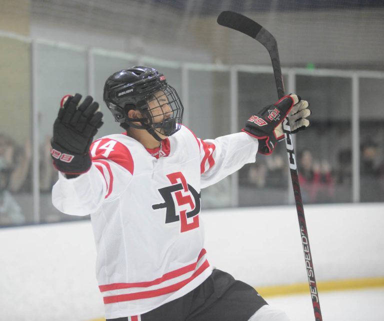 SDSU ice men set to face off season this weekend